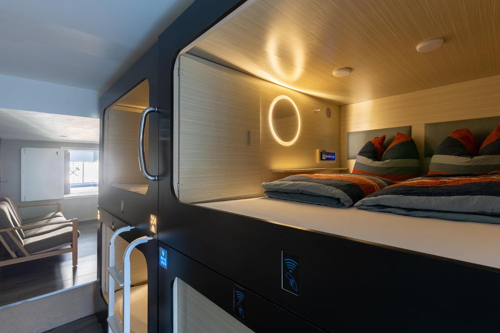 Mue Cubes - Capsule Hotel 巴塞尔 外观 照片