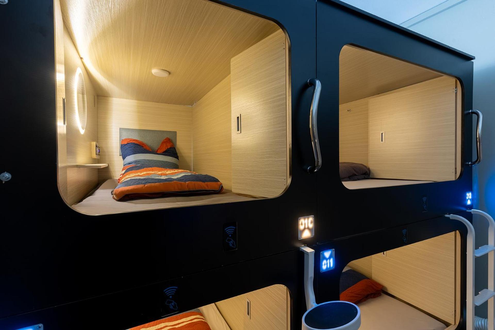 Mue Cubes - Capsule Hotel 巴塞尔 外观 照片
