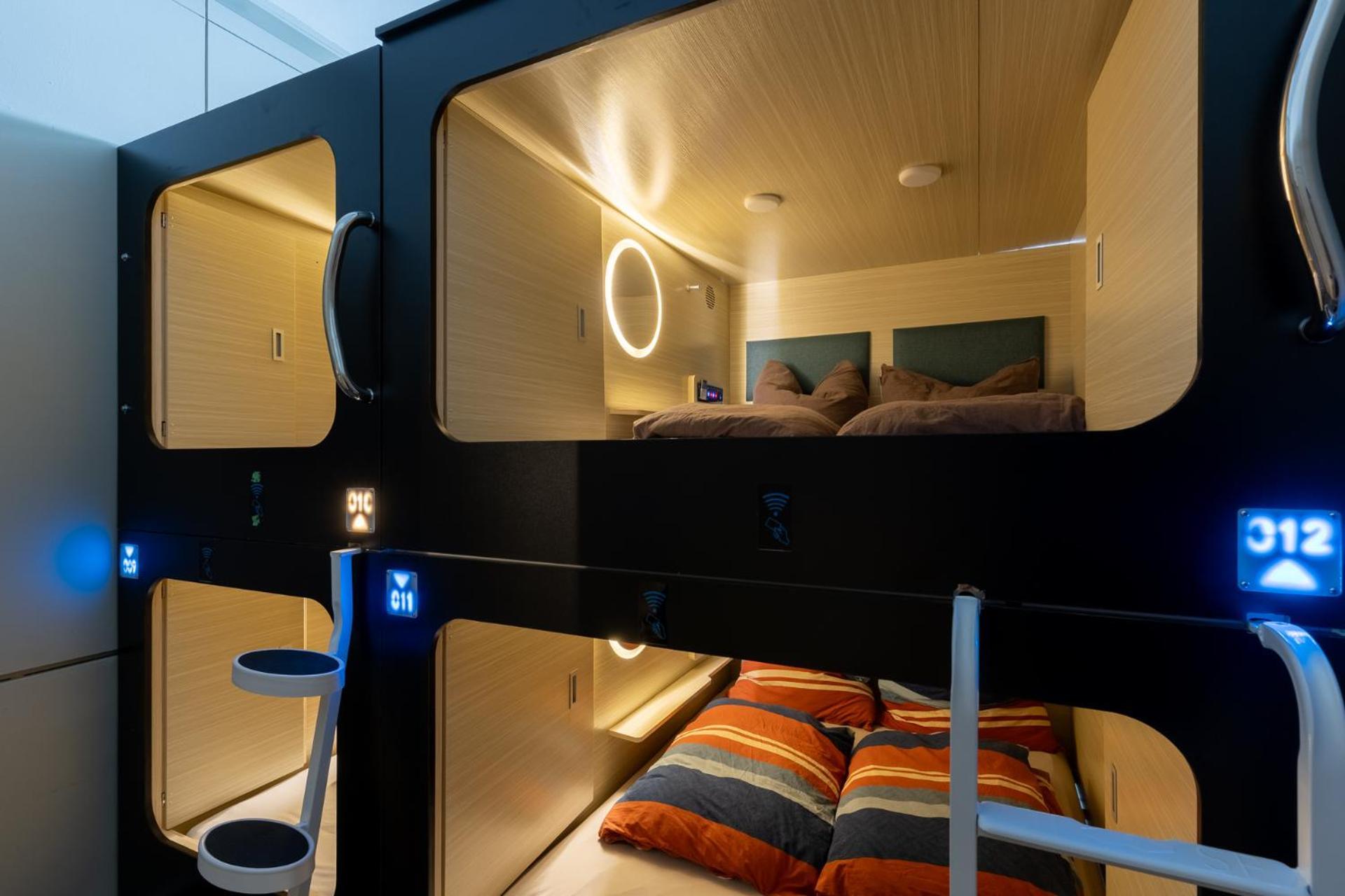 Mue Cubes - Capsule Hotel 巴塞尔 外观 照片
